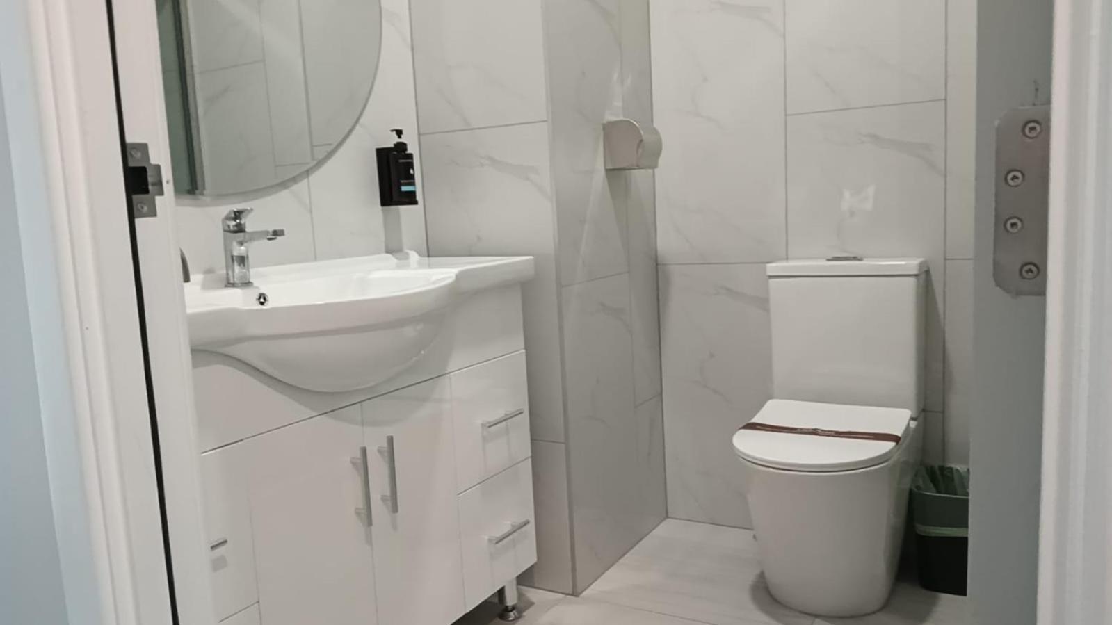 Awa Hotel Роторуа Экстерьер фото