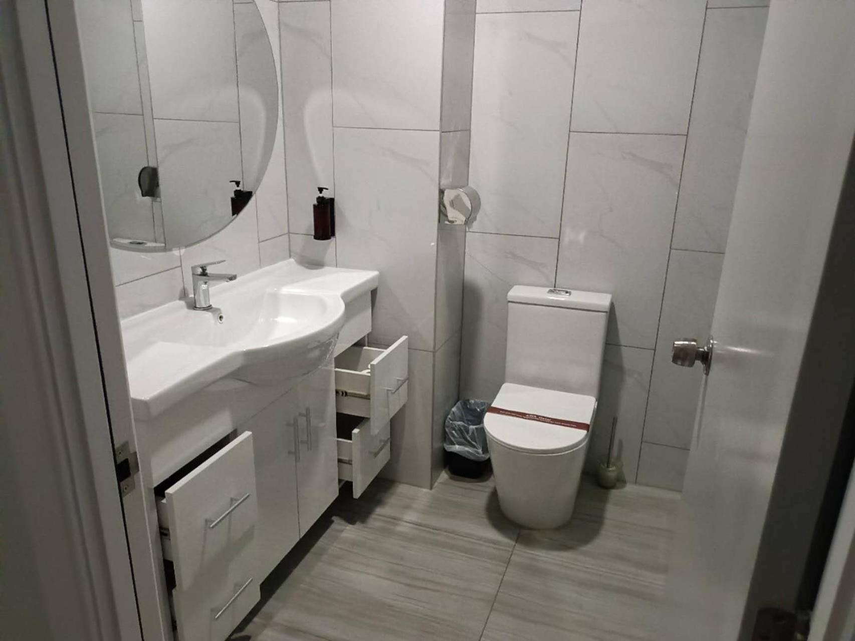 Awa Hotel Роторуа Экстерьер фото
